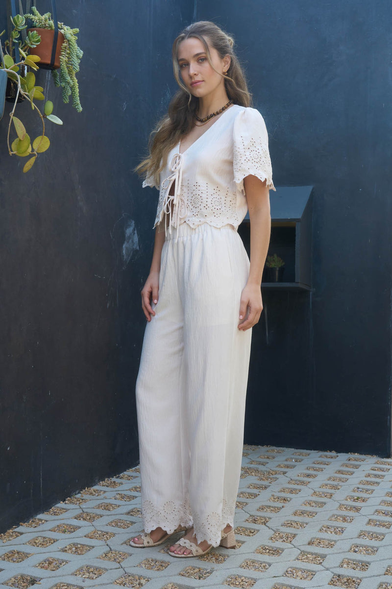 Windswept Eyelet Set
