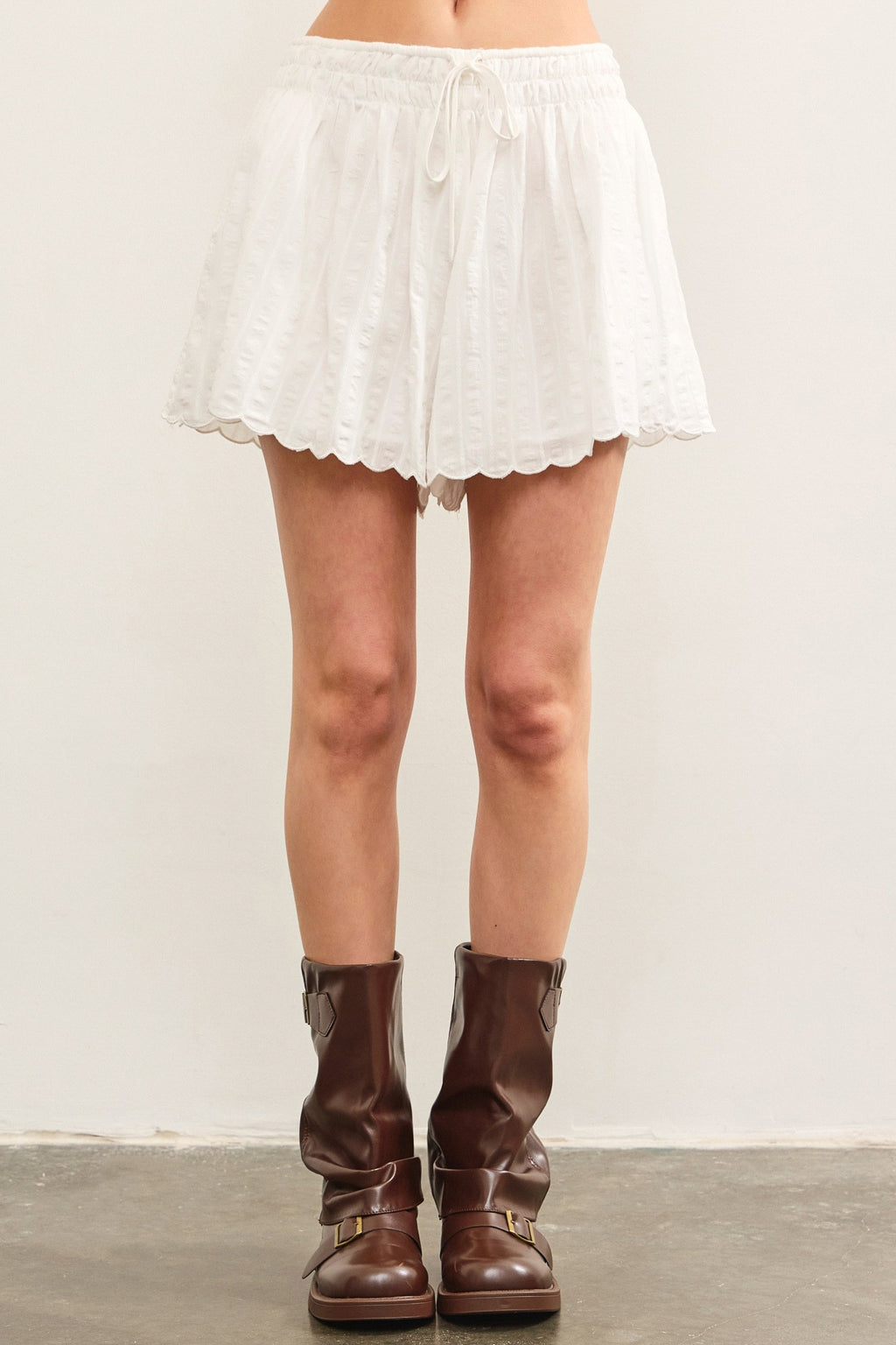 Shoreline Scallop Shorts