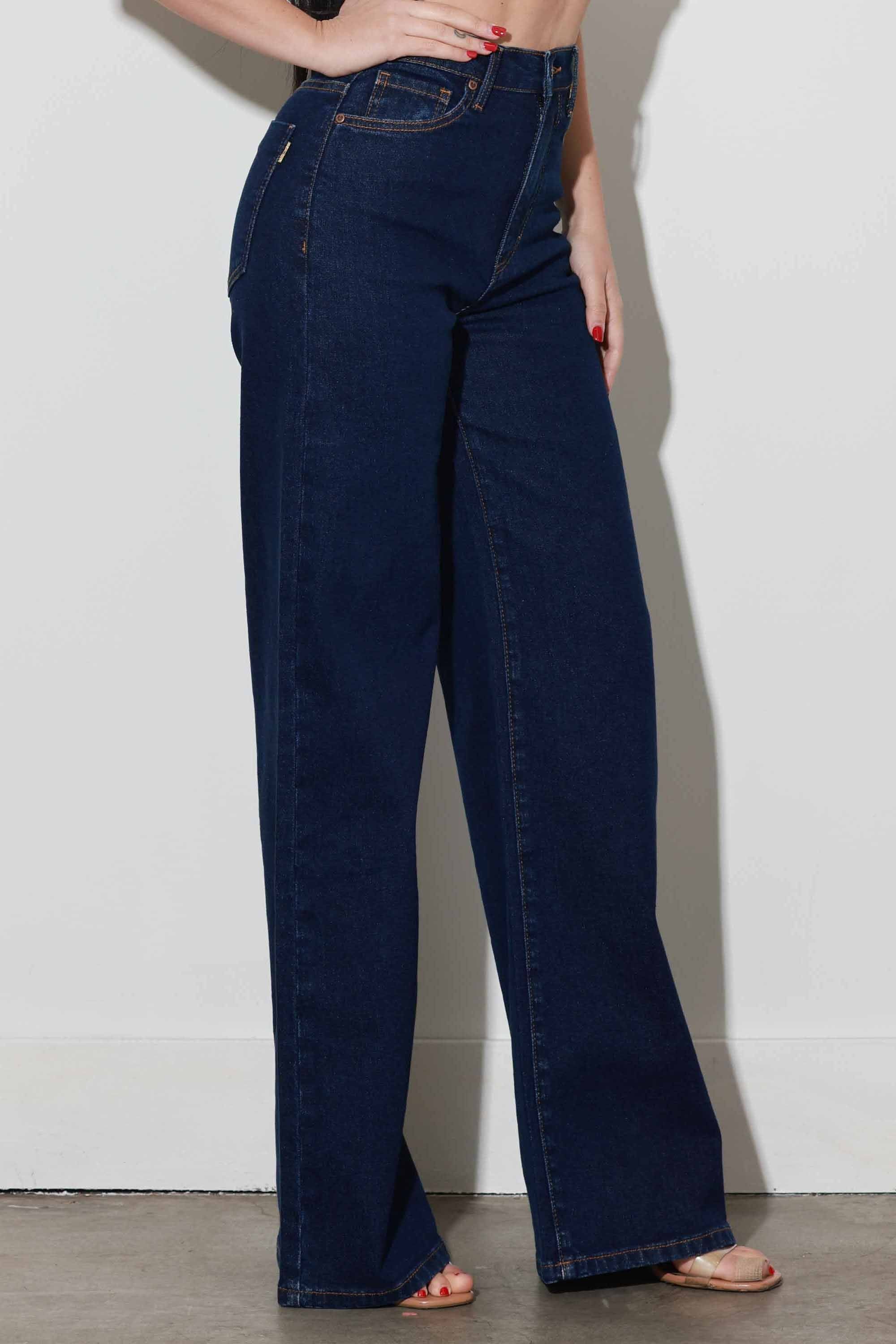 The Signature Wide Leg Jean