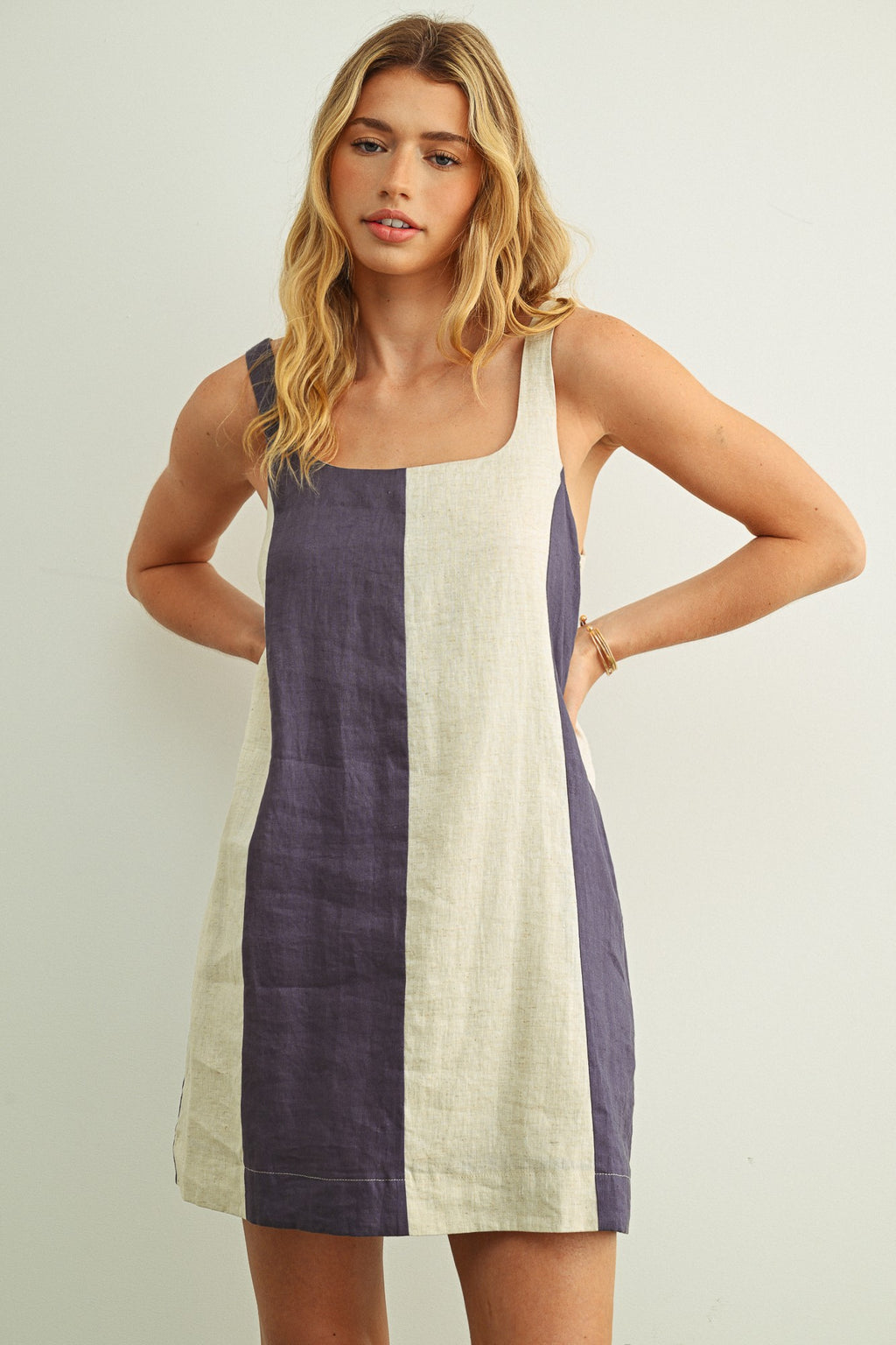 Coastal Contrast Linen Mini Dress