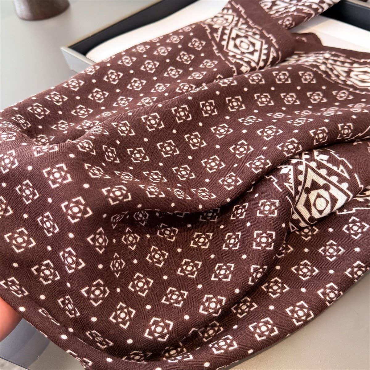 Lumière Square Scarf
