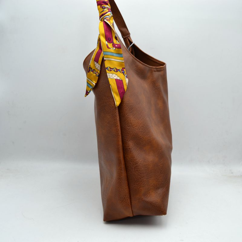 The Lennox Carryall