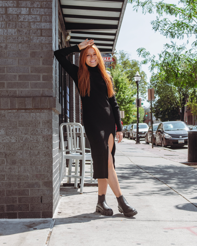 knit dress of the season! this black turtleneck dress is so cute to wear on your next baltimore dinner date or night out! 