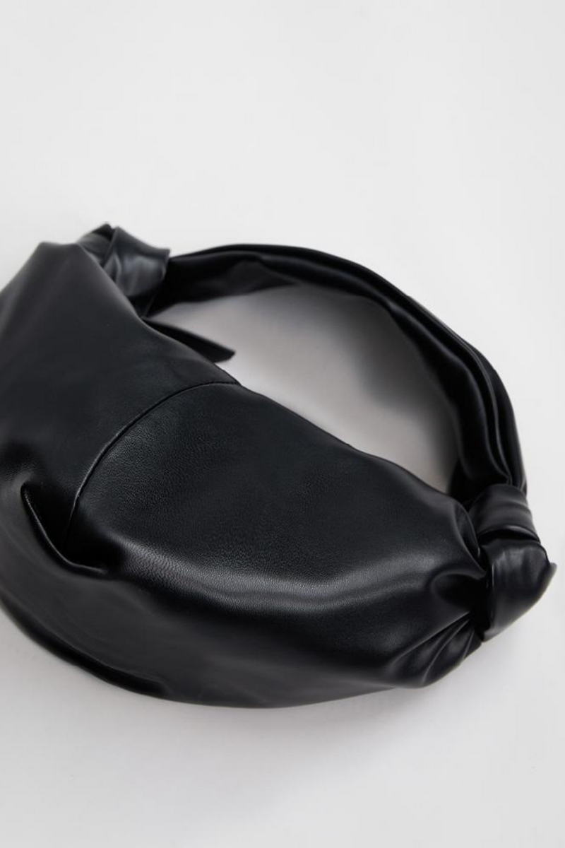 Billini Wren Shoulder Bag